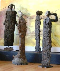 Installation of "Figures from the Khongoriin Els"